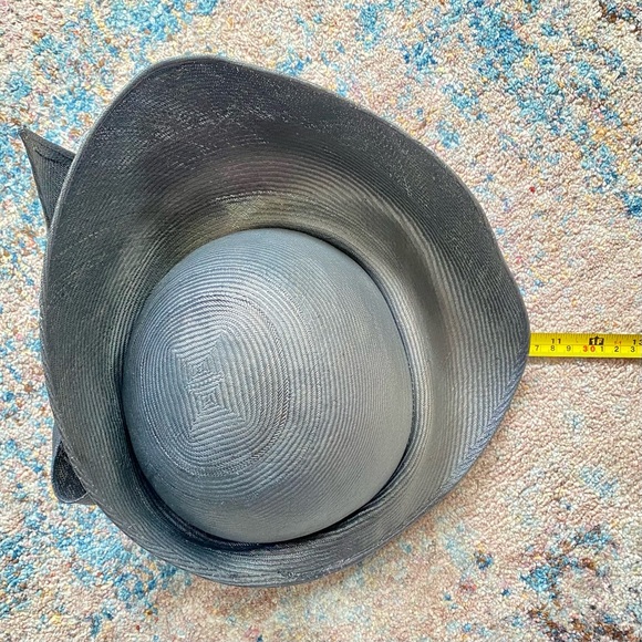 Jack McConnell New York Red Feather “One of a Kind” Navy Straw Hat - Picture 8 of 12